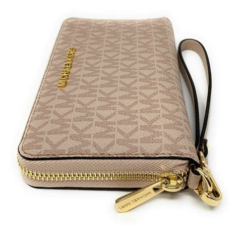 michael kors ladies travel wallet|Michael Kors multifunction wallet.